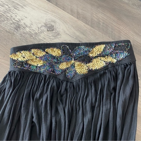 Jane Ashley Sequin Embellished Black Gypsy Circle Skirt - Picture 4 of 6